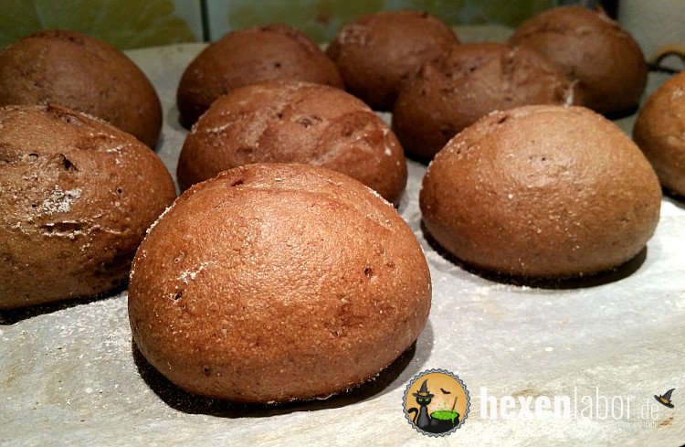 Dunkle Rustico Brötchen (glutenfrei, vegan) - Hexenlabor